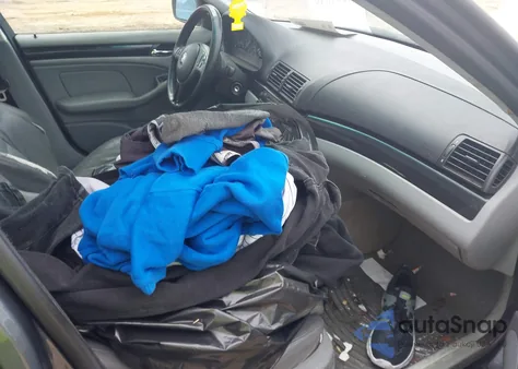 2001 BMW 325I z USA, uszkodzony, nr VIN WBAAV33461EE77462